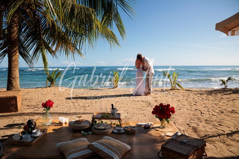 Propuesta de Matrimonio en la playa en Puerto Viejo