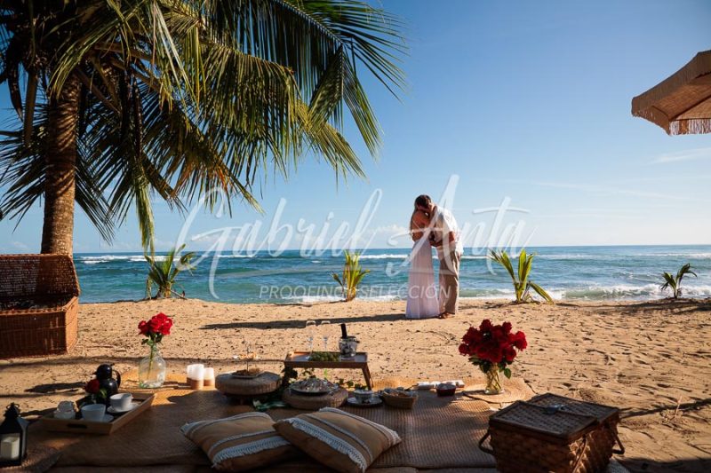 Propuesta de Matrimonio en la playa en Puerto Viejo