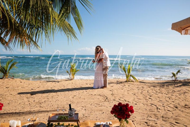 Propuesta de Matrimonio en la playa en Puerto Viejo