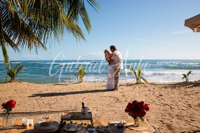 Propuesta de Matrimonio en la playa en Puerto Viejo