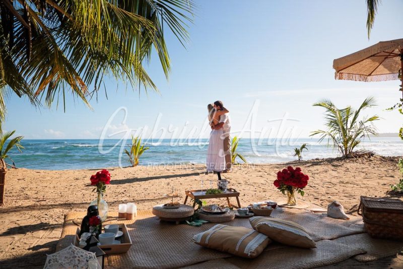 Propuesta de Matrimonio en la playa en Puerto Viejo