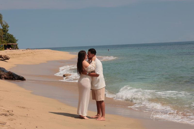Propuesta de Matrimonio en la playa en Puerto Viejo (Punta Uva)