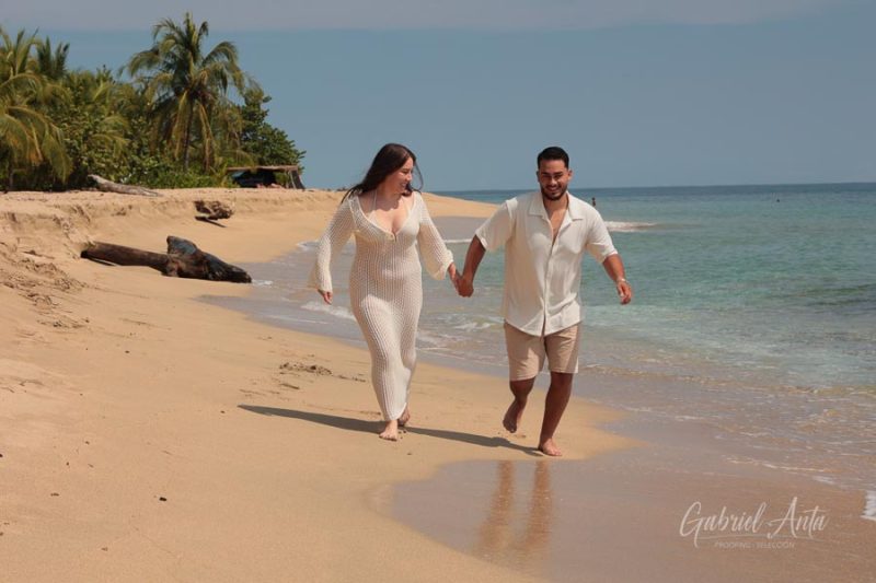 Propuesta de Matrimonio en la playa en Puerto Viejo (Punta Uva)