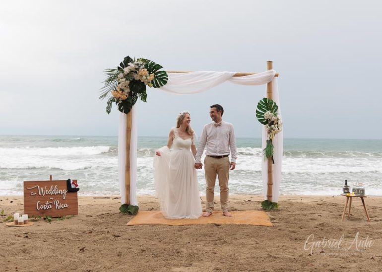 Boda en la Playa en Costa Rica - Playa Cocles