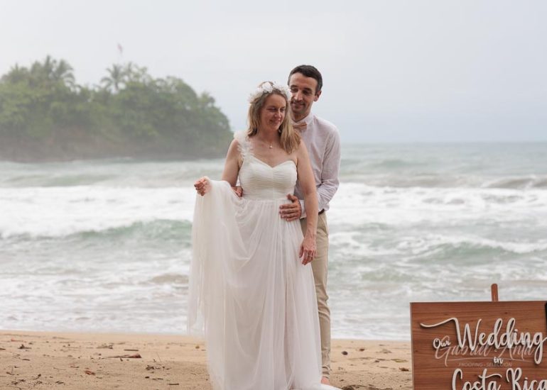 Boda en la Playa en Costa Rica - Playa Cocles