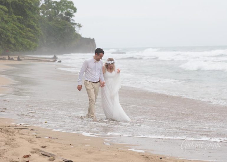 Boda en la Playa en Costa Rica - Playa Cocles