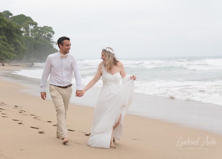 Boda en la Playa en Costa Rica - Playa Cocles