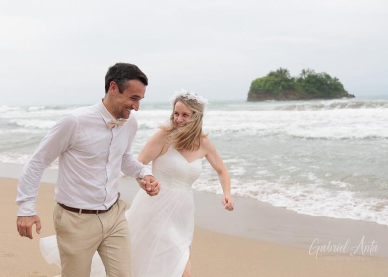 Boda en la Playa en Costa Rica - Playa Cocles