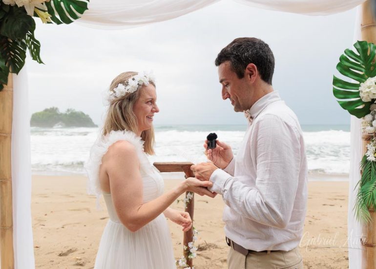 Boda en la Playa en Costa Rica - Playa Cocles