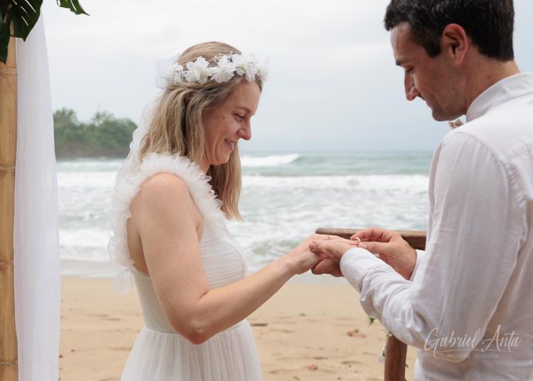 Boda en la Playa en Costa Rica - Playa Cocles