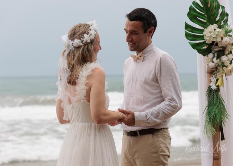 Boda en la Playa en Costa Rica - Playa Cocles