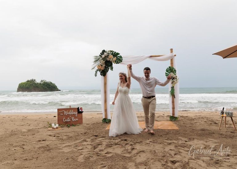 Boda en la Playa en Costa Rica - Playa Cocles