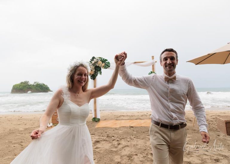 Boda en la Playa en Costa Rica - Playa Cocles