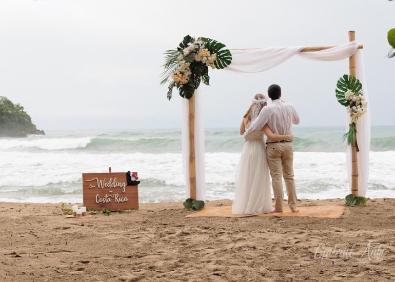 Boda en la Playa en Costa Rica - Playa Cocles