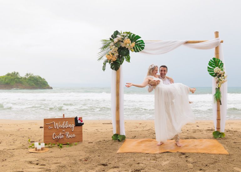Boda en la Playa en Costa Rica - Playa Cocles