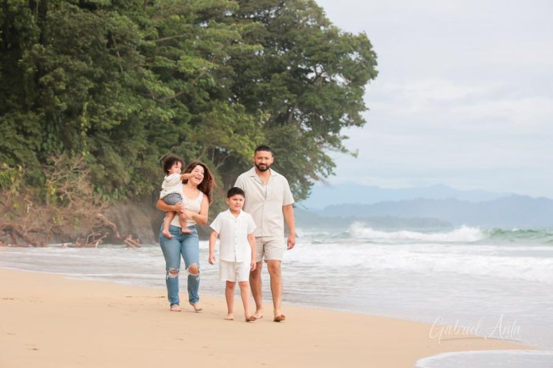 Family Photographer Puerto Viejo Beach