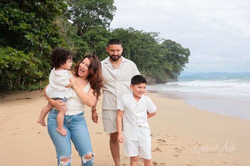 Family Photographer Puerto Viejo Beach