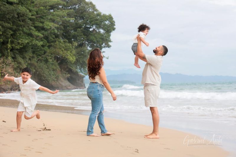 Family Photographer Puerto Viejo Beach