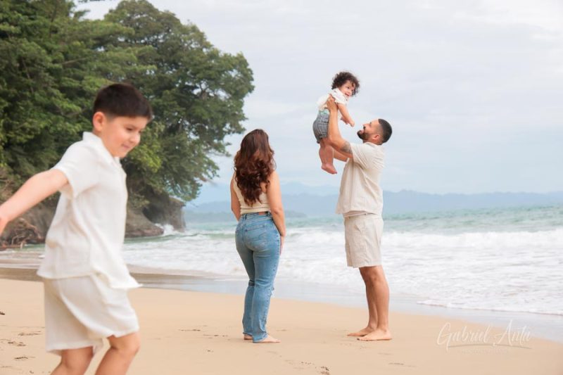Family Photographer Puerto Viejo Beach