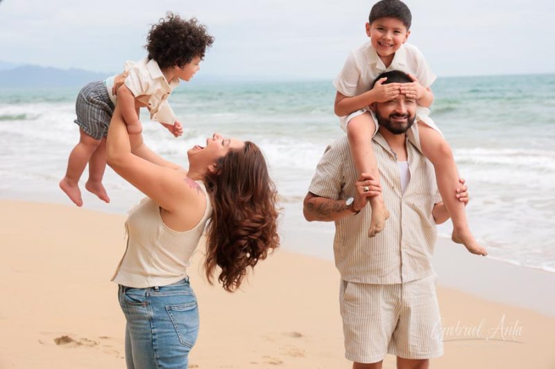 Family Photographer Puerto Viejo Beach