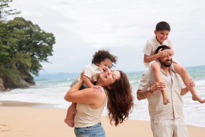 Family Photographer Puerto Viejo Beach