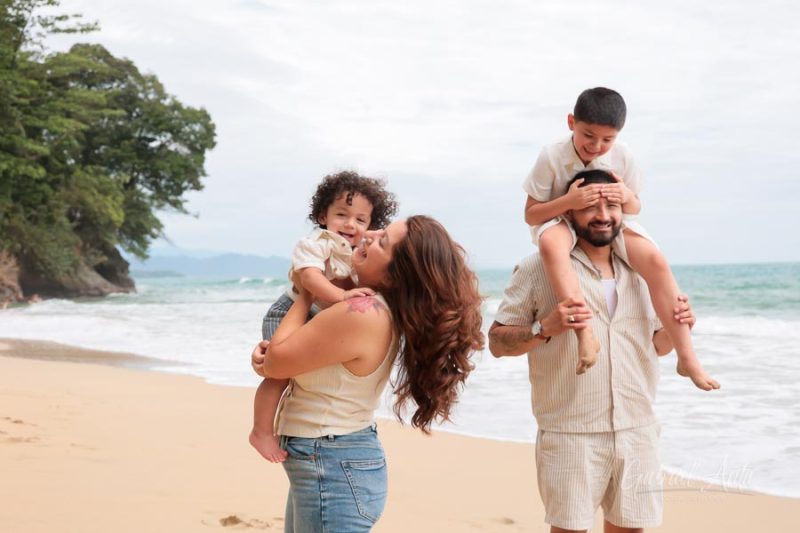 Family Photographer Puerto Viejo Beach