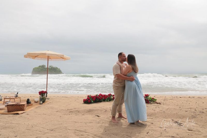 Propuesta de Matrimonio en Playa Cocles - Puerto Viejo, Costa Rica