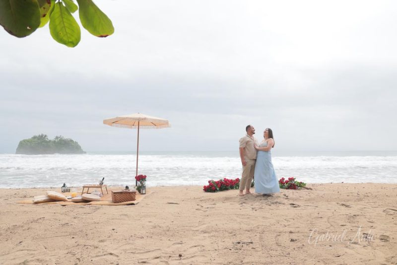 Propuesta de Matrimonio en Playa Cocles - Puerto Viejo, Costa Rica