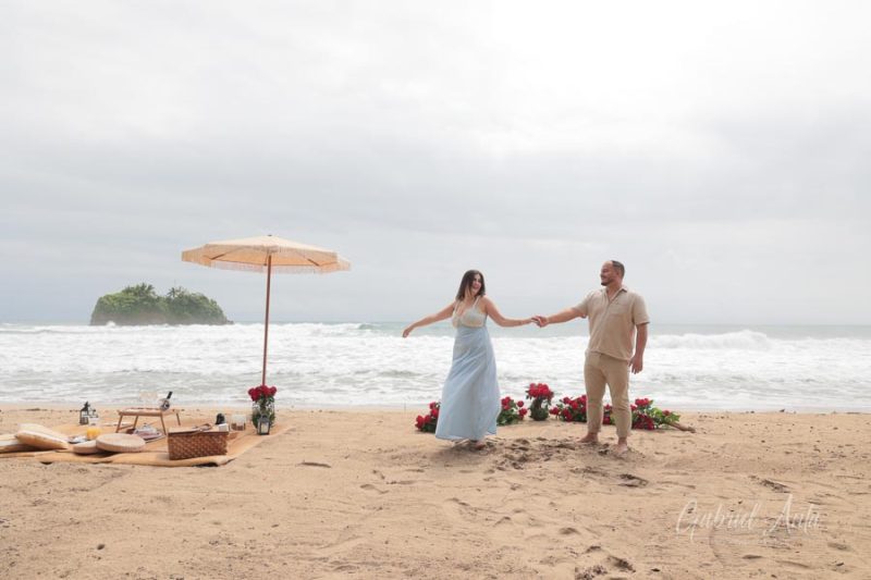 Propuesta de Matrimonio en Playa Cocles - Puerto Viejo, Costa Rica
