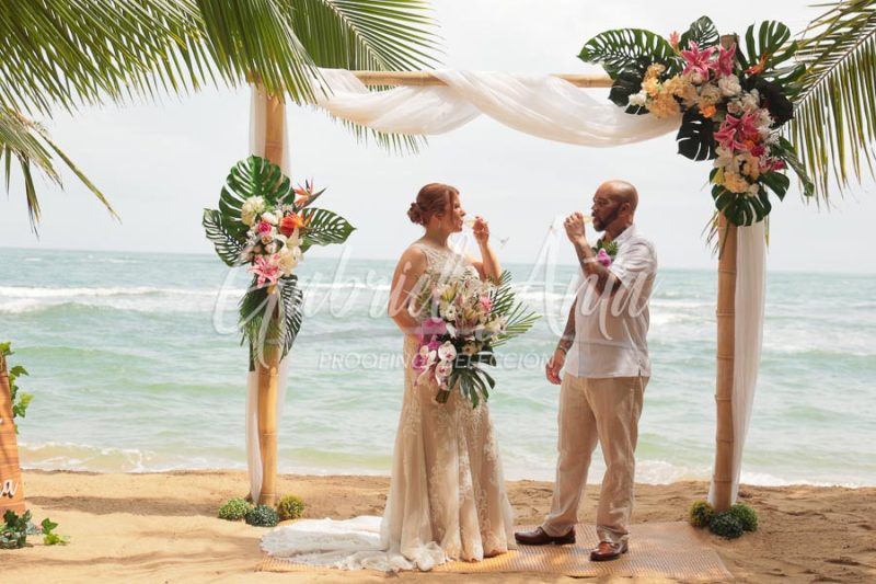 Elopement in Costa Rica - Punta Uva Beach, Puerto Viejo de Talamanca