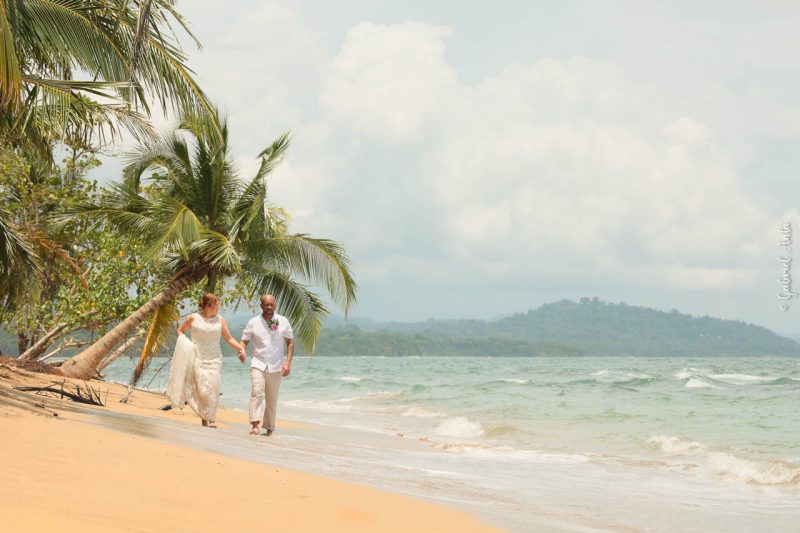 Elopement in Costa Rica - Punta Uva Beach, Puerto Viejo de Talamanca