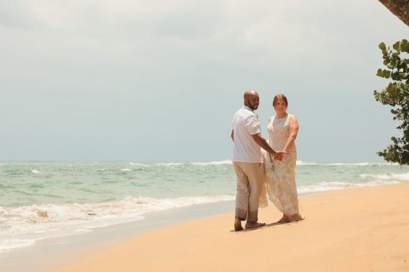 Elopement in Costa Rica - Punta Uva Beach, Puerto Viejo de Talamanca