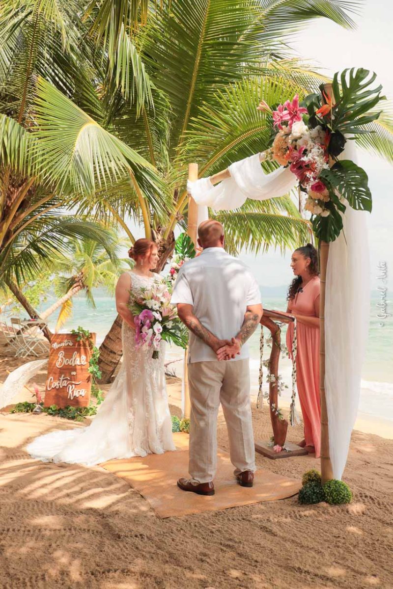 Elopement in Costa Rica - Punta Uva Beach, Puerto Viejo de Talamanca