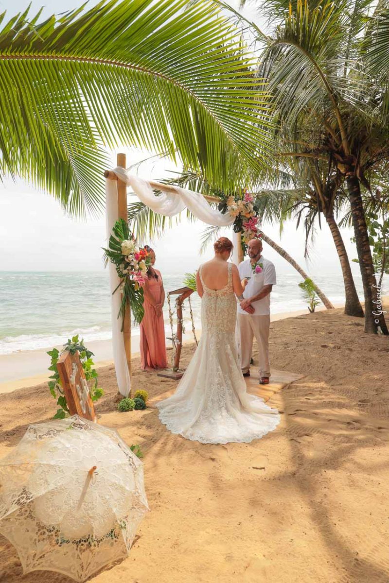 Elopement in Costa Rica - Punta Uva Beach, Puerto Viejo de Talamanca