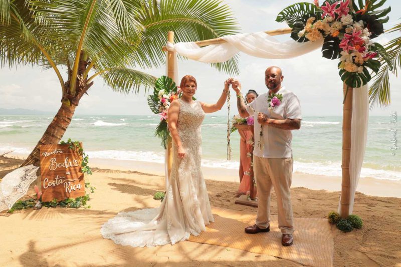 Elopement in Costa Rica - Punta Uva Beach, Puerto Viejo de Talamanca