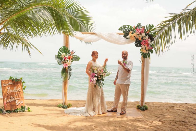 Elopement in Costa Rica - Punta Uva Beach, Puerto Viejo de Talamanca