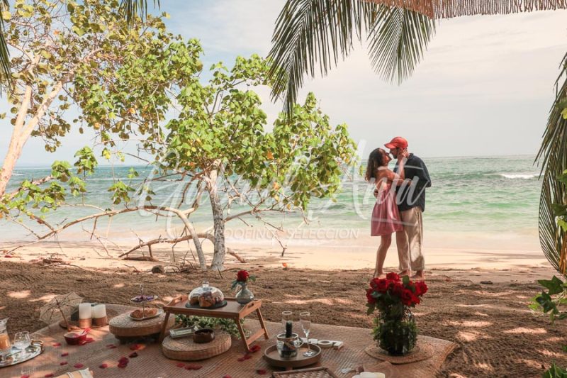 Pedida de Matrimonio en Puerto Viejo - Playa Punta Uva - Costa Rica