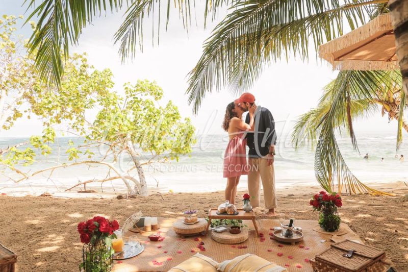 Pedida de Matrimonio en Puerto Viejo - Playa Punta Uva - Costa Rica