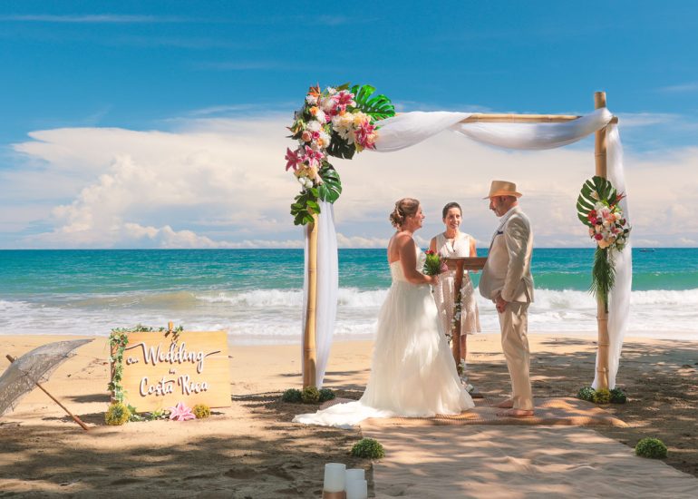 Elopement in Costa Rica - Punta Uva Beach, Puerto Viejo de Talamanca