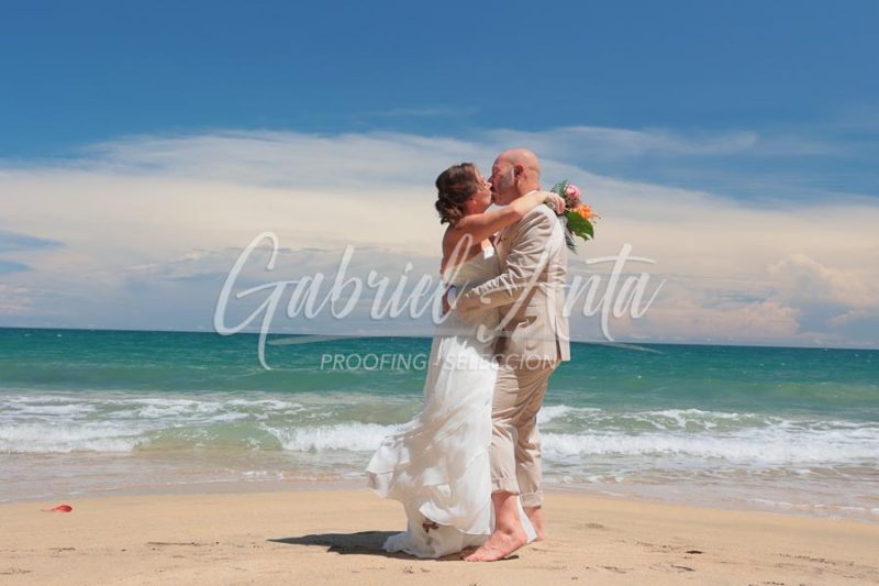 Elopement in Costa Rica - Punta Uva Beach, Puerto Viejo de Talamanca