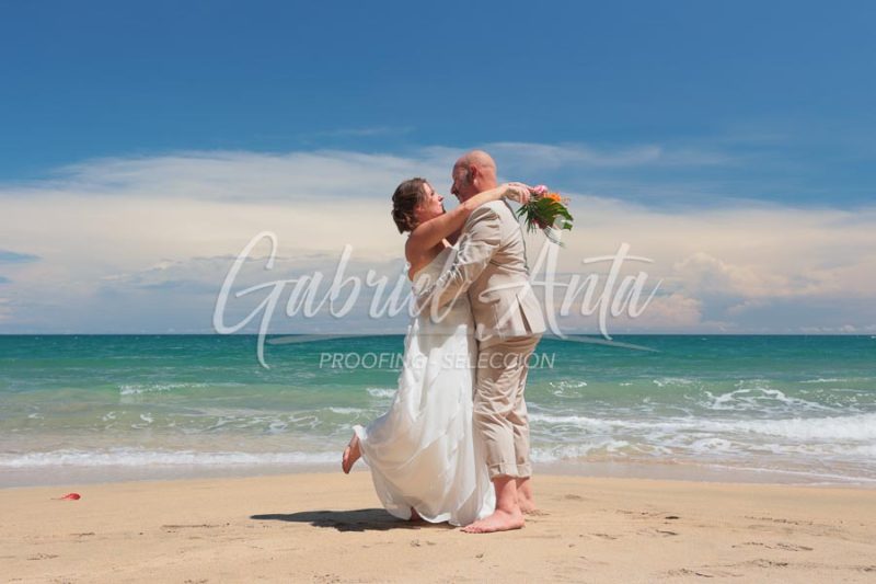 Elopement in Costa Rica - Punta Uva Beach, Puerto Viejo de Talamanca