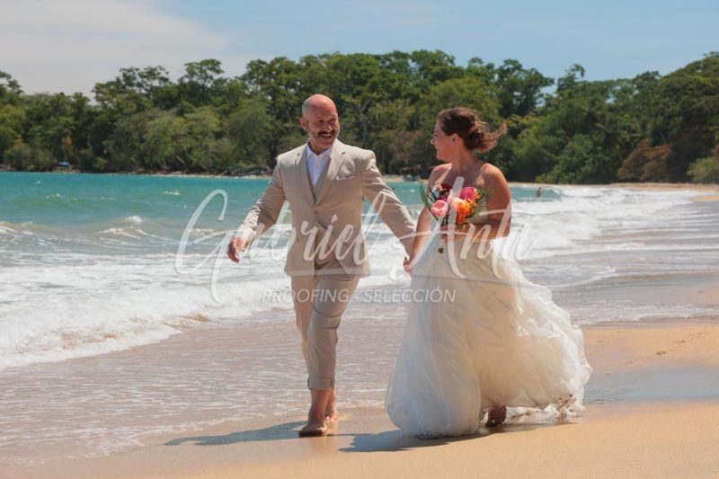 Elopement in Costa Rica - Punta Uva Beach, Puerto Viejo de Talamanca