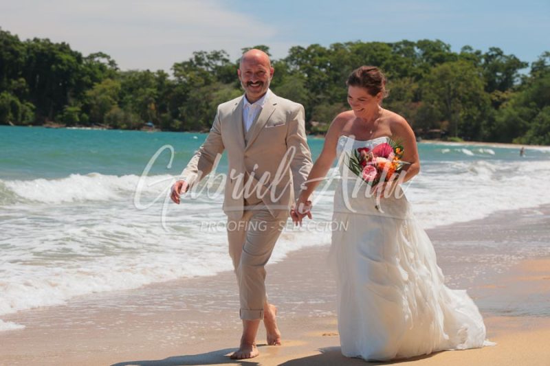 Elopement in Costa Rica - Punta Uva Beach, Puerto Viejo de Talamanca