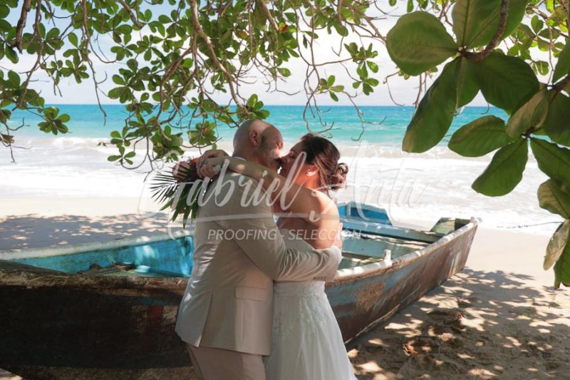 Elopement in Costa Rica - Punta Uva Beach, Puerto Viejo de Talamanca