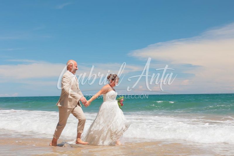 Elopement in Costa Rica - Punta Uva Beach, Puerto Viejo de Talamanca