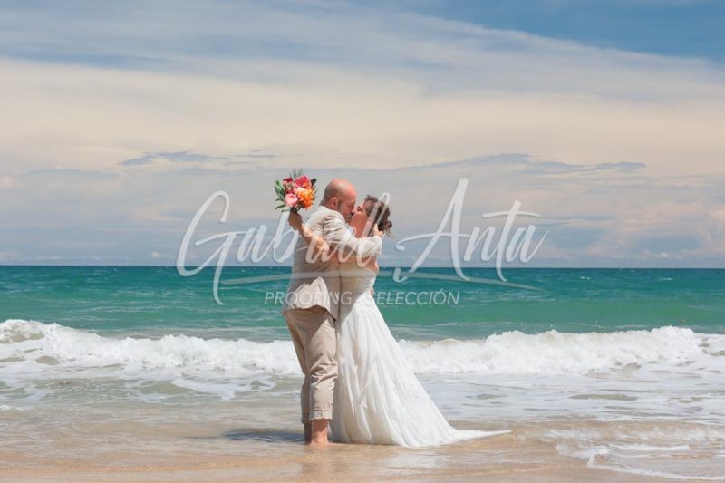 Elopement in Costa Rica - Punta Uva Beach, Puerto Viejo de Talamanca
