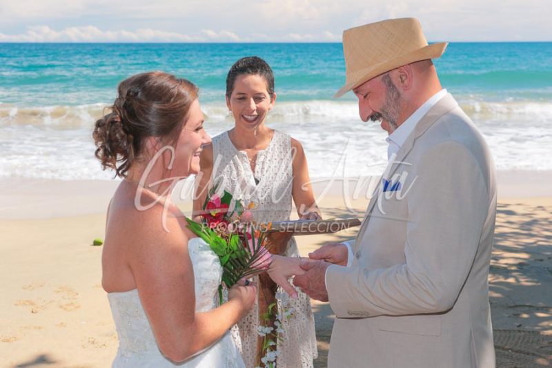Elopement in Costa Rica - Punta Uva Beach, Puerto Viejo de Talamanca