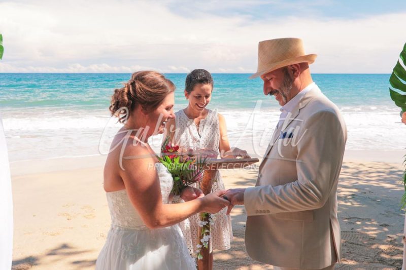 Elopement in Costa Rica - Punta Uva Beach, Puerto Viejo de Talamanca