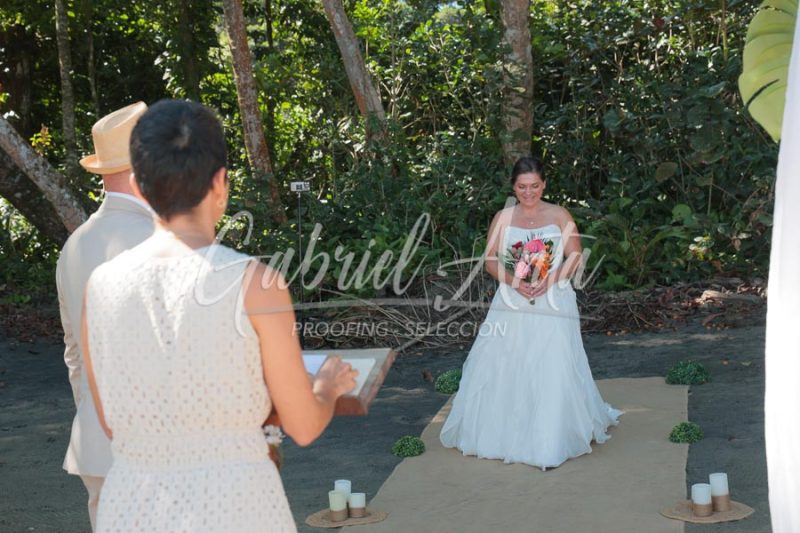 Elopement in Costa Rica - Punta Uva Beach, Puerto Viejo de Talamanca