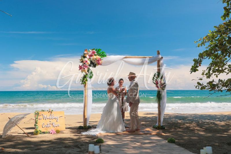 Elopement in Costa Rica - Punta Uva Beach, Puerto Viejo de Talamanca